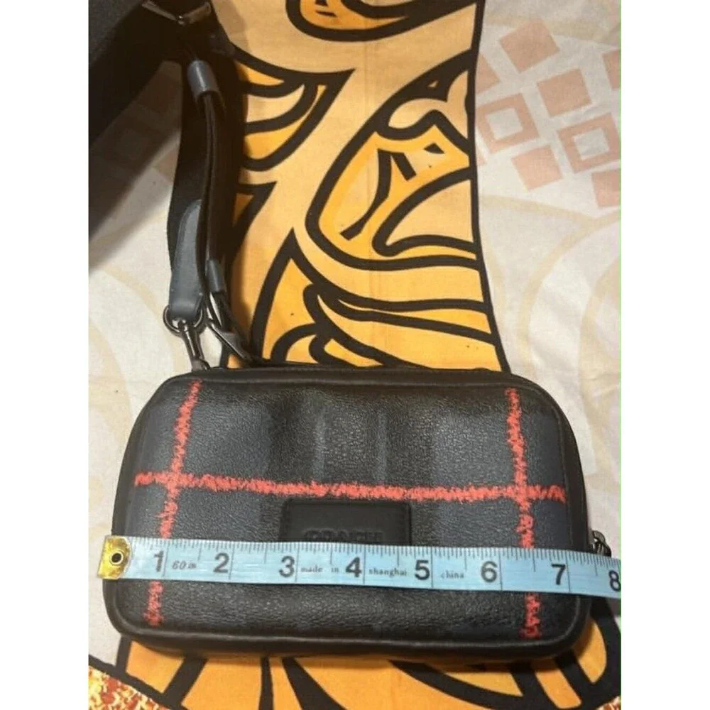 Coach Carrier Phone Crossbody Window Pane Plaid Bag C6819 EUC